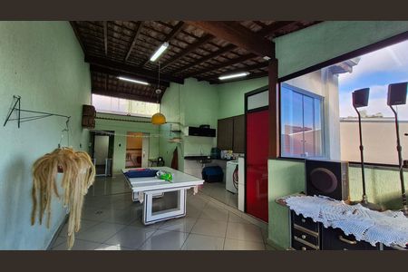 Apartamento à venda com 192m², 3 quartos e 2 vagas Apartamento à venda com 192m², 3 quartos e 2 vagasCobertura
