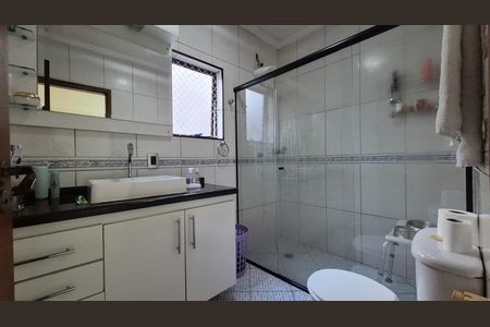 Apartamento à venda com 192m², 3 quartos e 2 vagas Apartamento à venda com 192m², 3 quartos e 2 vagasBanheiro