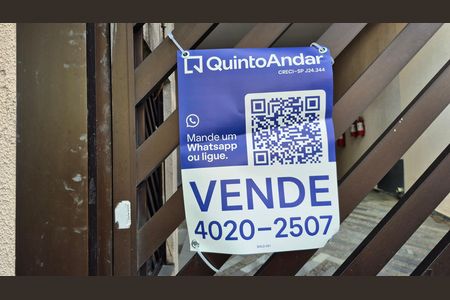 Apartamento à venda com 192m², 3 quartos e 2 vagas Apartamento à venda com 192m², 3 quartos e 2 vagasPlaca