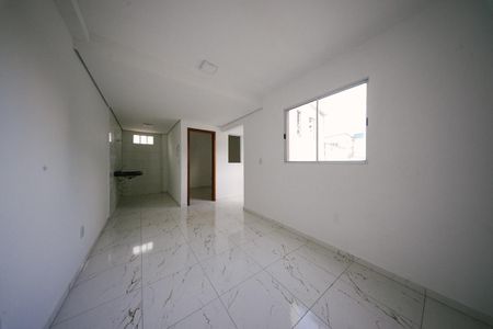 Sala de casa à venda com 2 quartos, 41m² em Vila Guilhermina, São Paulo
