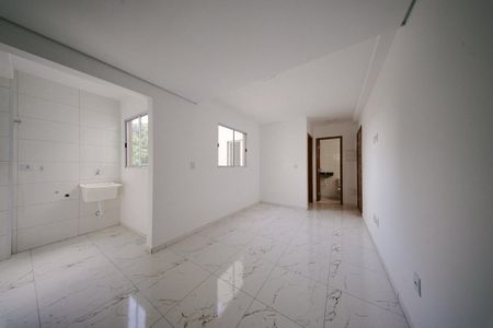 Sala de casa à venda com 2 quartos, 41m² em Vila Guilhermina, São Paulo
