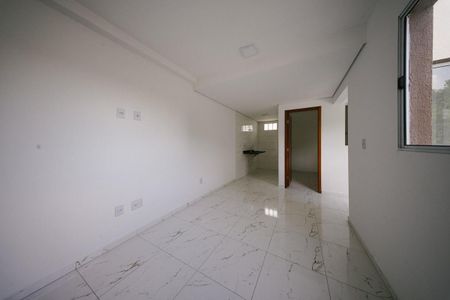 Sala de casa à venda com 2 quartos, 41m² em Vila Guilhermina, São Paulo