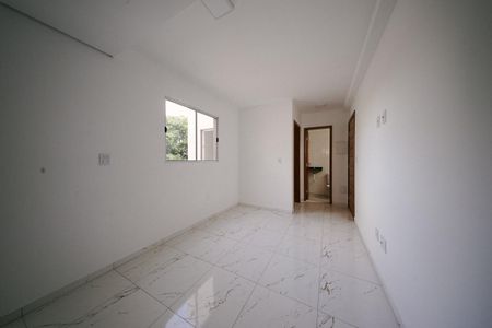 Sala de casa à venda com 2 quartos, 41m² em Vila Guilhermina, São Paulo