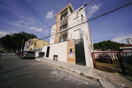 Casa à venda com 41m², 2 quartos e sem vaga Casa à venda com 41m², 2 quartos e sem vagaFachada