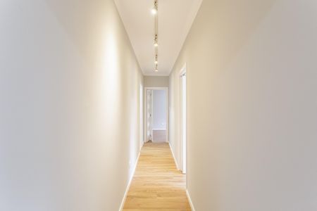 Corredor de apartamento para alugar com 2 quartos, 92m² em Vila Nova Conceição, São Paulo