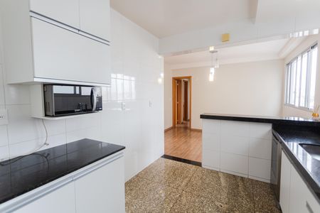 Apartamento para alugar com 110m², 4 quartos e 2 vagasCozinha