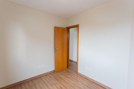 Apartamento para alugar com 110m², 4 quartos e 2 vagasQuarto 4