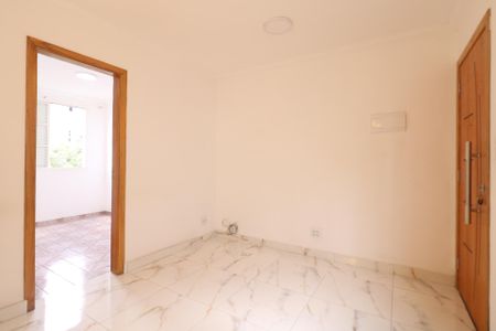 Apartamento para alugar com 43m², 2 quartos e sem vagaSala