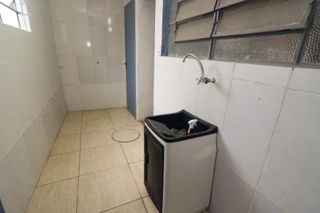 Casa para alugar com 50m², 2 quartos e 1 vaga Casa para alugar com 50m², 2 quartos e 1 vagaÁrea de Serviço
