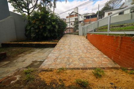 Vista do Quarto 1 de casa para alugar com 2 quartos, 50m² em Medianeira, Porto Alegre