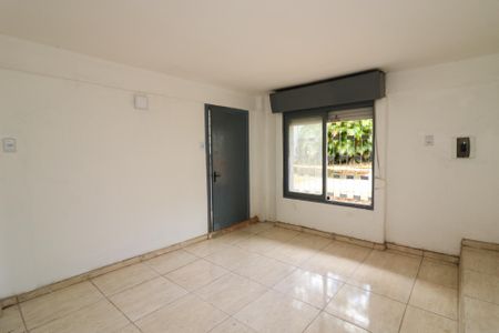 Quarto 1 de casa para alugar com 2 quartos, 50m² em Medianeira, Porto Alegre
