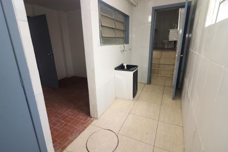 Casa para alugar com 50m², 2 quartos e 1 vaga Casa para alugar com 50m², 2 quartos e 1 vagaÁrea de Serviço