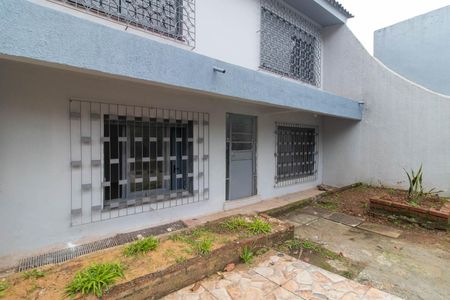 Fachada de casa para alugar com 2 quartos, 50m² em Medianeira, Porto Alegre