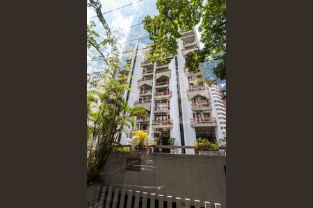 Apartamento para alugar com 70m², 1 quarto e 1 vagaFachada