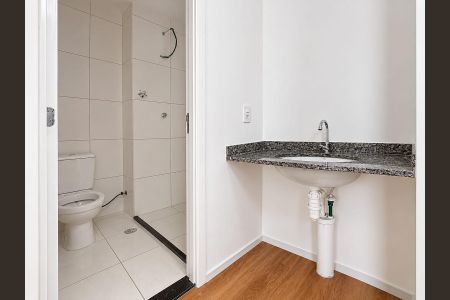 Banheiro de apartamento para alugar com 2 quartos, 38m² em Cidade Nova São Miguel, São Paulo