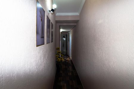 Casa à venda com 100m², 3 quartos e 1 vaga Casa à venda com 100m², 3 quartos e 1 vagaCorredor dos quartos