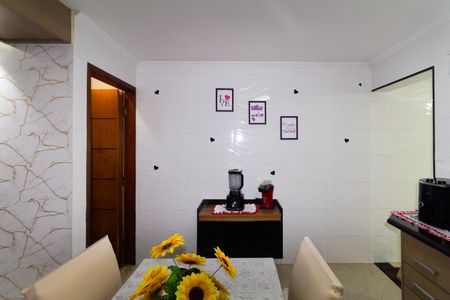 Casa à venda com 100m², 3 quartos e 1 vaga Casa à venda com 100m², 3 quartos e 1 vagaCozinha