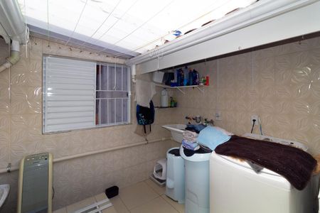 Casa à venda com 100m², 3 quartos e 1 vaga Casa à venda com 100m², 3 quartos e 1 vagaÁrea de Serviço