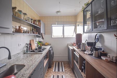 Apartamento à venda com 40m², 1 quarto e sem vaga Apartamento à venda com 40m², 1 quarto e sem vagaCozinha e Área de Serviço