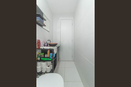 Apartamento à venda com 60m², 2 quartos e sem vaga Apartamento à venda com 60m², 2 quartos e sem vagaBanheiro