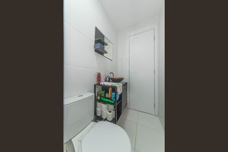 Apartamento à venda com 60m², 2 quartos e sem vaga Apartamento à venda com 60m², 2 quartos e sem vagaBanheiro