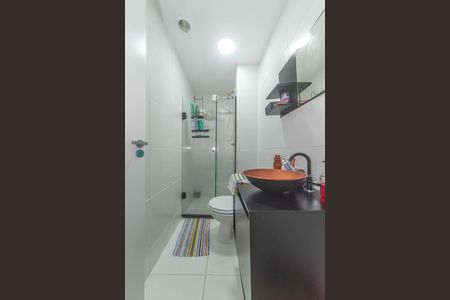 Apartamento à venda com 60m², 2 quartos e sem vaga Apartamento à venda com 60m², 2 quartos e sem vagaBanheiro