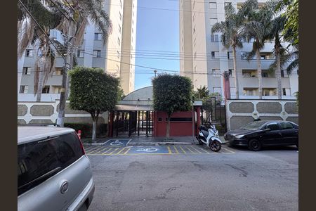 Apartamento à venda com 56m², 3 quartos e 1 vaga Apartamento à venda com 56m², 3 quartos e 1 vagaFachada
