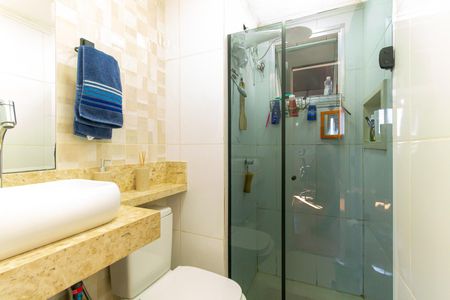 Apartamento à venda com 56m², 3 quartos e 1 vaga Apartamento à venda com 56m², 3 quartos e 1 vagaBanheiro