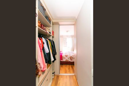 Apartamento à venda com 56m², 3 quartos e 1 vaga Apartamento à venda com 56m², 3 quartos e 1 vagaQuarto 2 - Closet