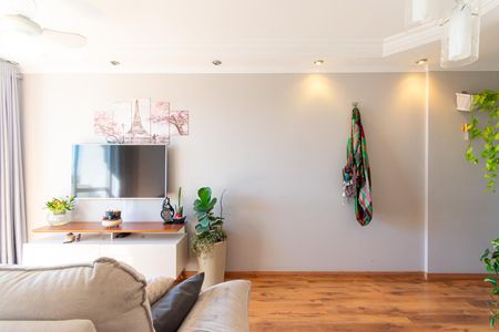 Apartamento à venda com 56m², 3 quartos e 1 vaga Apartamento à venda com 56m², 3 quartos e 1 vagaSala