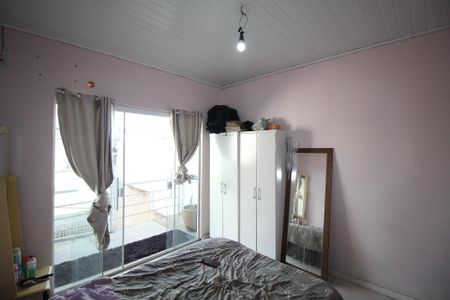 Quarto 1 de casa para alugar com 2 quartos, 126m² em Mário Quintana, Porto Alegre