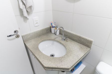 Apartamento à venda com 49m², 2 quartos e 1 vaga Apartamento à venda com 49m², 2 quartos e 1 vagaBanheiro