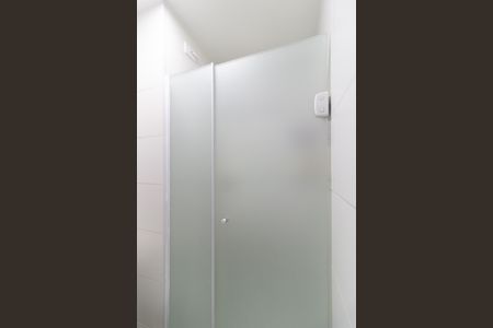 Apartamento à venda com 49m², 2 quartos e 1 vaga Apartamento à venda com 49m², 2 quartos e 1 vagaBanheiro