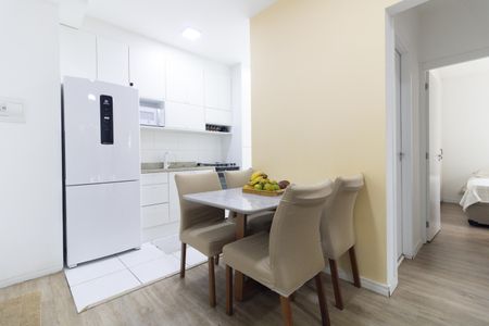 Apartamento à venda com 49m², 2 quartos e 1 vaga Apartamento à venda com 49m², 2 quartos e 1 vagaSala