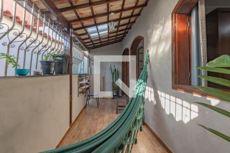 Casa à venda com 87m², 2 quartos e 1 vagaVaranda