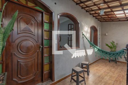 Casa à venda com 87m², 2 quartos e 1 vagaVaranda