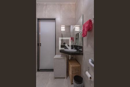 Casa à venda com 87m², 2 quartos e 1 vagaBanheiro