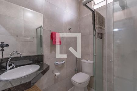 Casa à venda com 87m², 2 quartos e 1 vagaBanheiro
