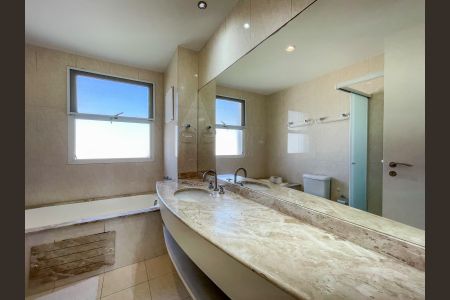 Apartamento à venda com 261m², 4 quartos e 4 vagas Apartamento à venda com 261m², 4 quartos e 4 vagasFoto 34