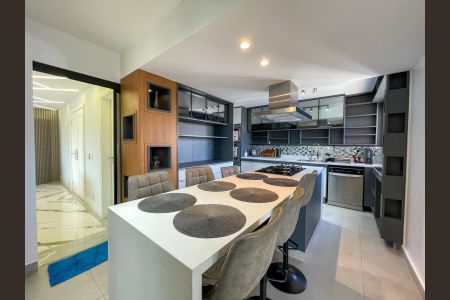 Apartamento à venda com 261m², 4 quartos e 4 vagas Apartamento à venda com 261m², 4 quartos e 4 vagasFoto 52