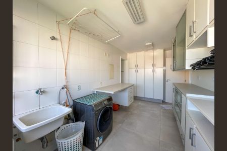 Apartamento à venda com 261m², 4 quartos e 4 vagas Apartamento à venda com 261m², 4 quartos e 4 vagasFoto 60