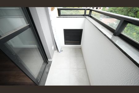Apartamento para alugar com 46m², 2 quartos e 1 vagaSacada
