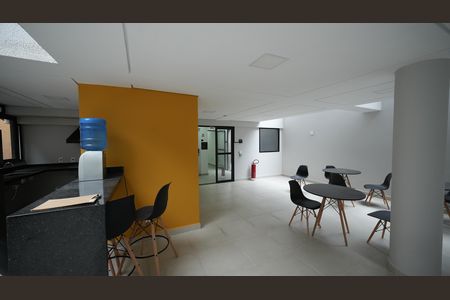 Apartamento para alugar com 46m², 2 quartos e 1 vagaÁrea comum - Salão de festas