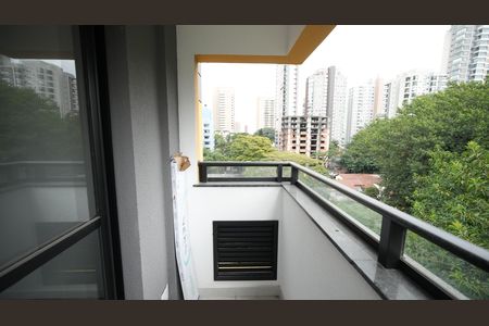 Apartamento para alugar com 46m², 2 quartos e 1 vagaSacada
