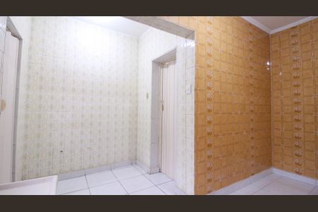 Casa para alugar com 60m², 1 quarto e sem vaga