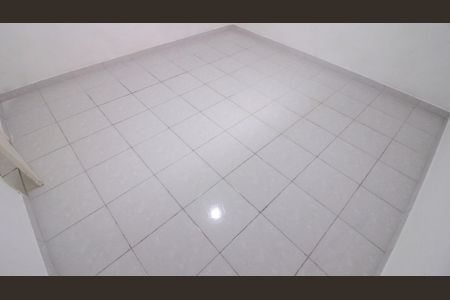 Casa para alugar com 60m², 1 quarto e sem vaga