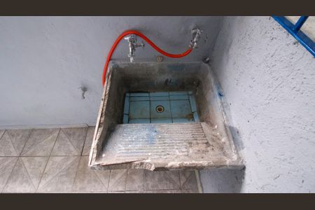 Casa para alugar com 60m², 1 quarto e sem vaga