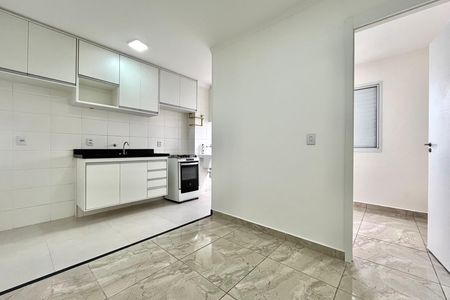 Sala de apartamento para alugar com 2 quartos, 34m² em Jardim Itacolomi, São Paulo