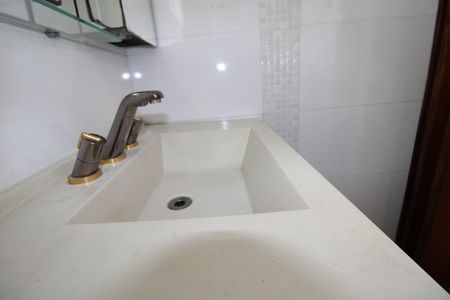 Casa para alugar com 250m², 4 quartos e 2 vagasQuarto 1 - Banheiro