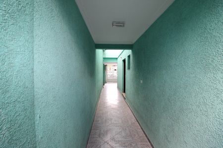 Casa para alugar com 250m², 4 quartos e 2 vagasCorredor
